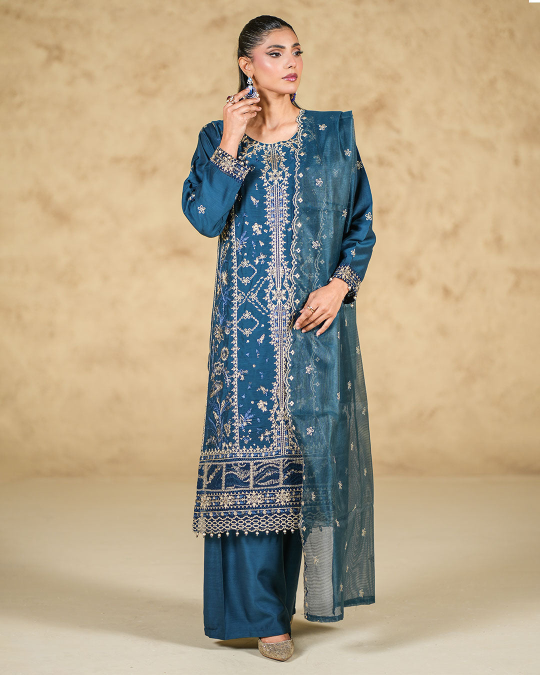 Viscose 3-Piece Suit with Thread Embroidery