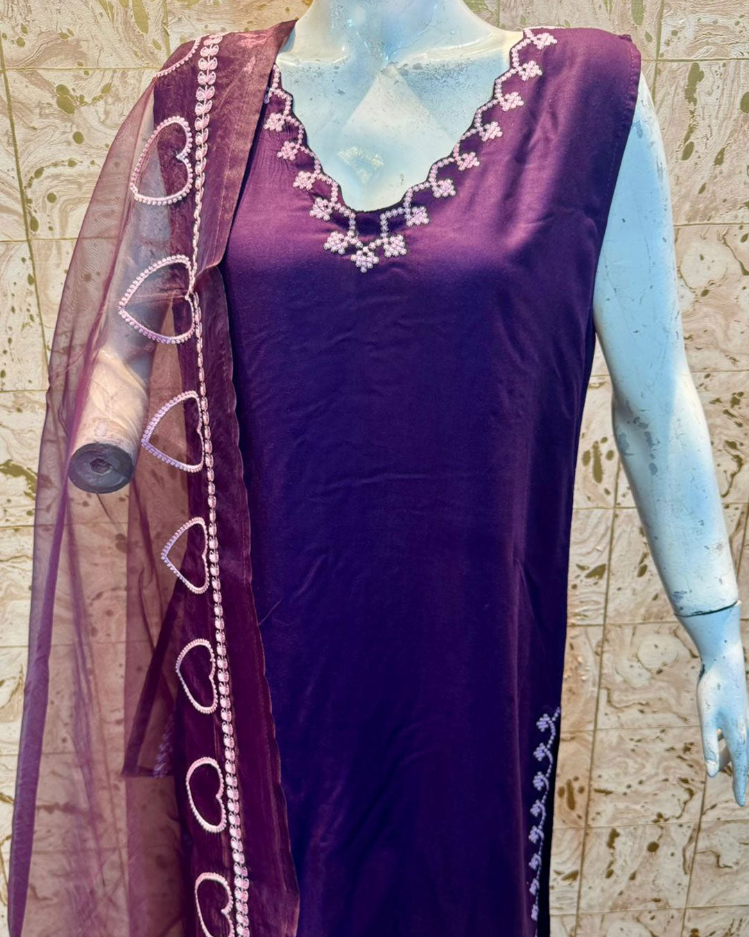 Purple Noir Lawn 3 Pcs Suit