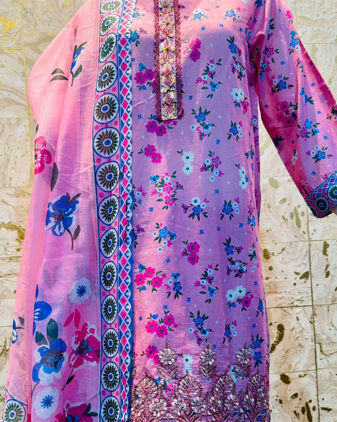 Pink Bloom Lawn 3 Pcs Suit