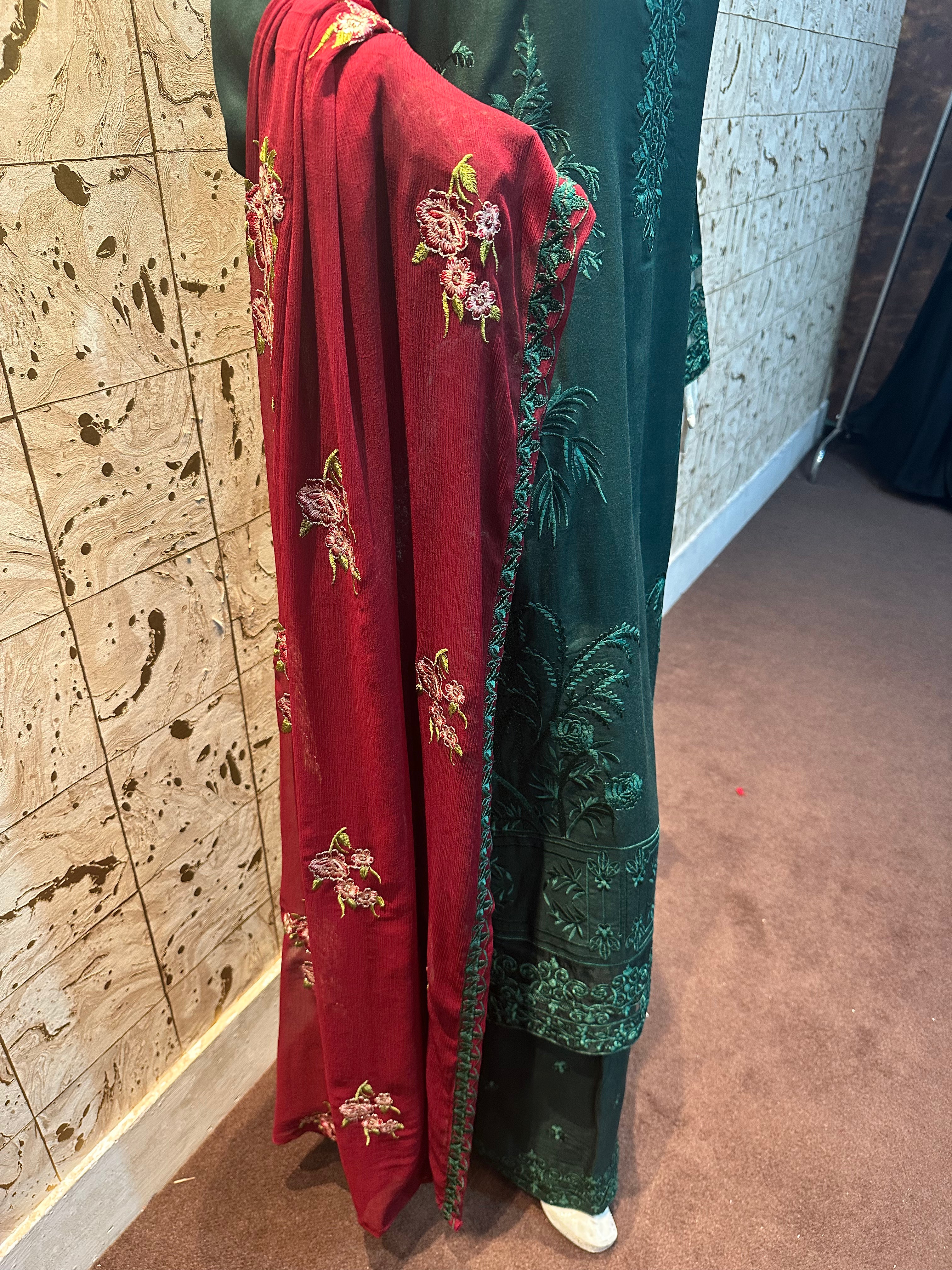 Ruby Dust by Zainab Batool 3Pcs Dress