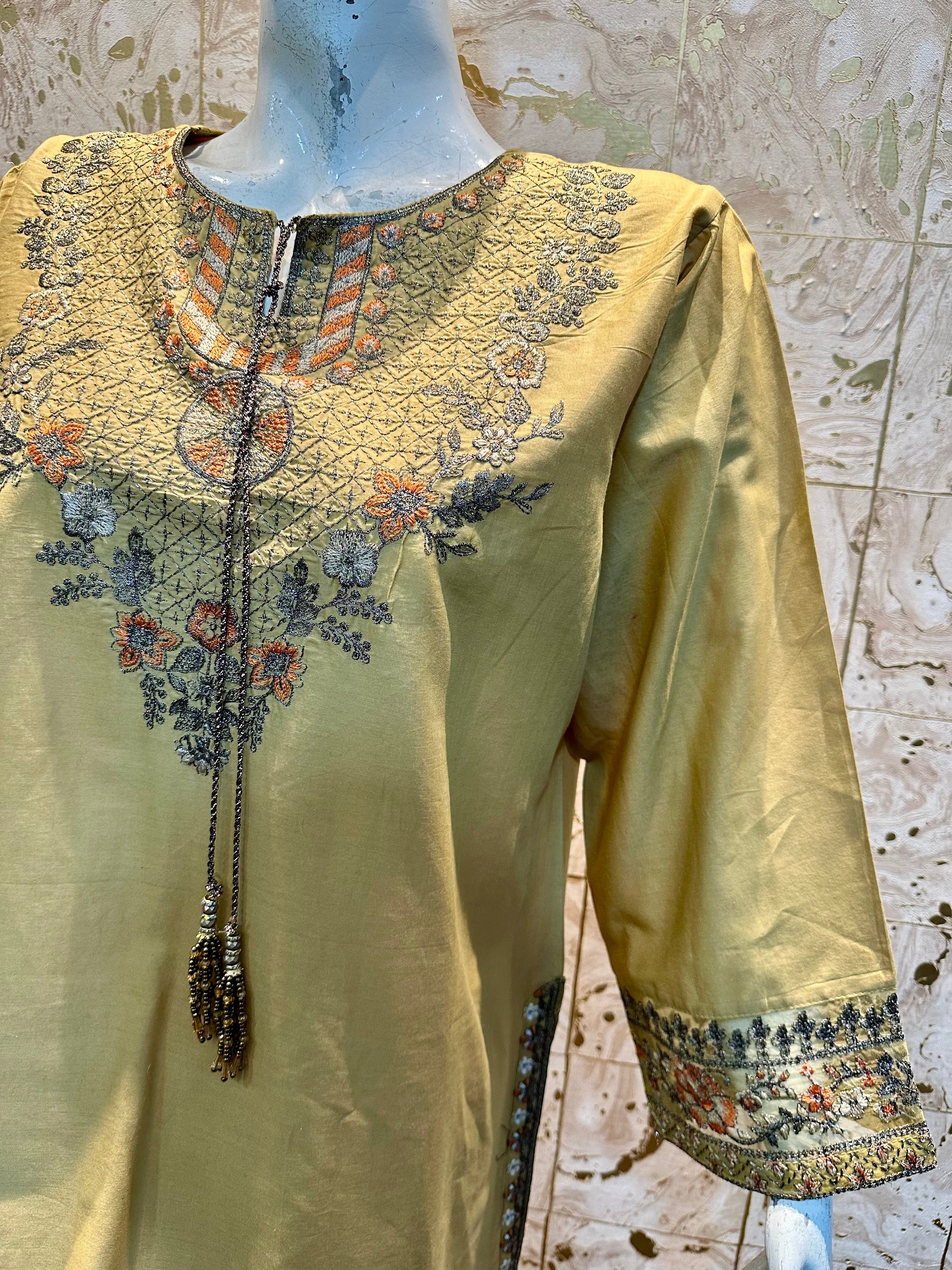 Lemon Luxe Linen 3Pcs Suit