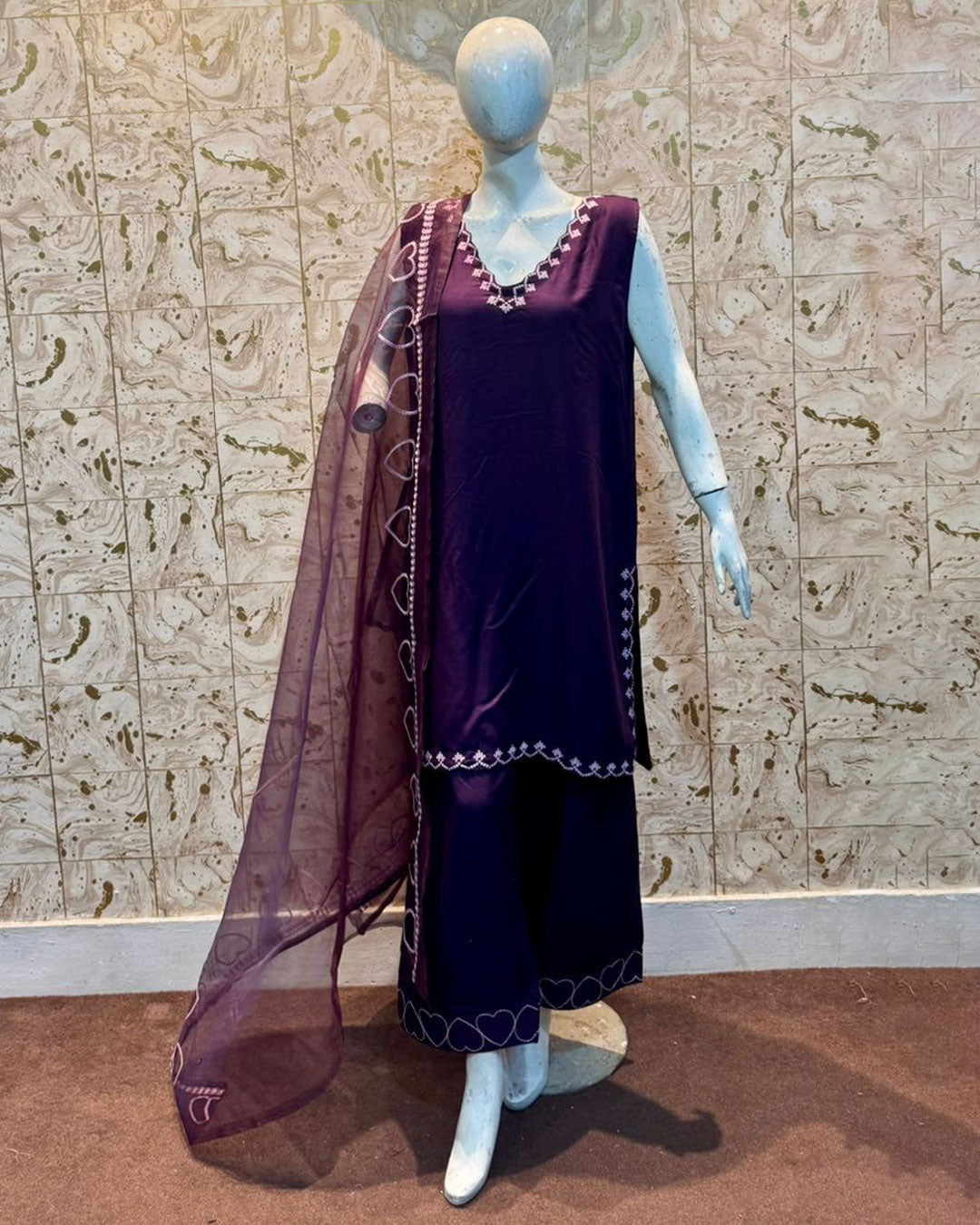 Purple Noir Lawn 3 Pcs Suit