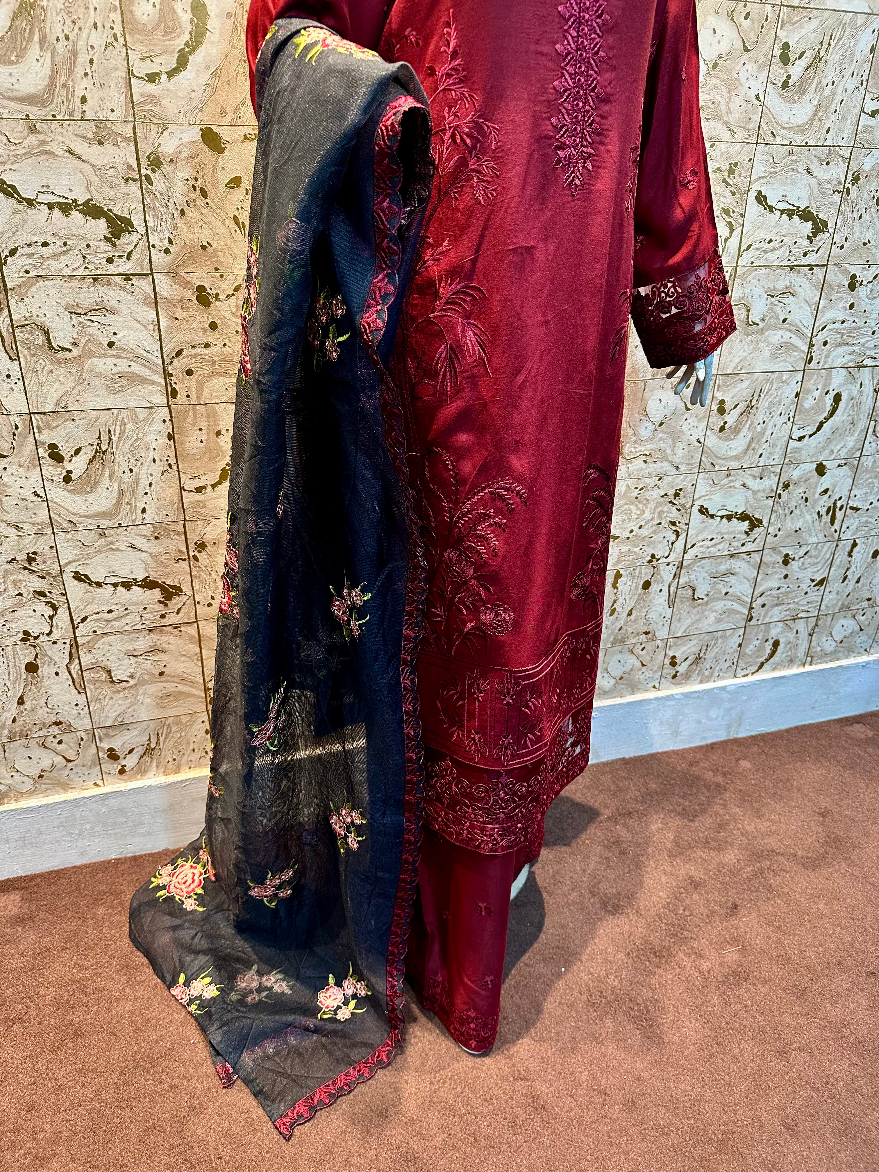 Ruby Dust by Zainab Batool 3Pcs Dress